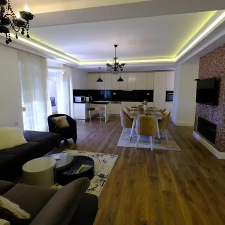 Bala Vakantiehuis Tirana